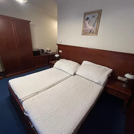 Cozy Historic Centre By Rentez * Praha